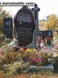 Одинарний пам'ятник з граніту ОМ-220
