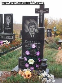 Одинарний пам'ятник з граніту ОМ-187