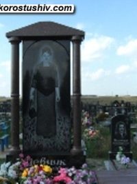 Одинарний пам'ятник з граніту ОМ-058