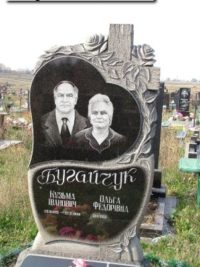 Подвійний пам'ятник з граніту ДМ-090