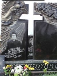 Подвійний пам'ятник з граніту ДМ-082