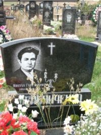 Подвійний пам'ятник з граніту ДМ-080