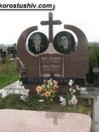 Подвійний пам'ятник з граніту ДМ-040