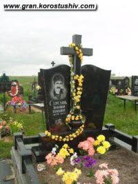 Подвійний пам'ятник з граніту ДМ-020