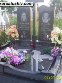 Подвійний пам'ятник з граніту ДМ-013