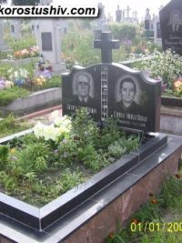 Подвійний пам'ятник з граніту ДМ-007