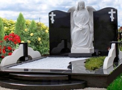 Гарні пам’ятники в Києві?