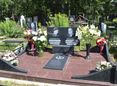 Гранітні памятники в Києві по ціні виробника