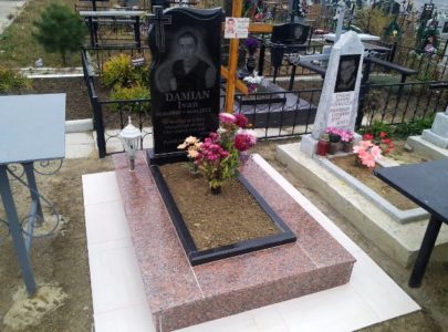 Купити дешевий пам’ятник в Києві?