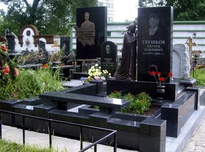 Пам’ятник в Києві по ціні виготовлювача