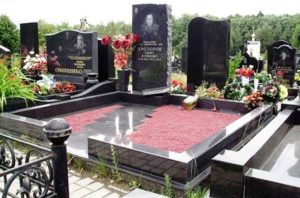 пам'ятник на кладовище, із граніту, київ, ціна, купити, замовити, україна, коростышев