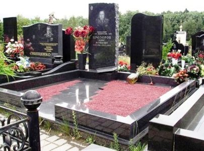 Пам’ятник на кладовище купити в Києві
