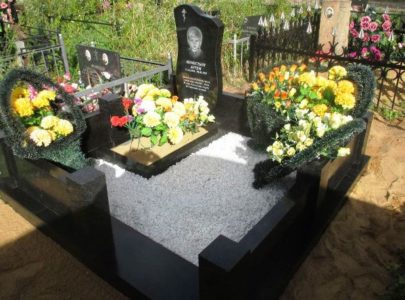 Замовити пам’ятник установка на кладовищі Києва