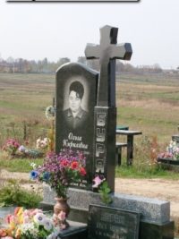Одинарные памятники из гранита ОМ-440