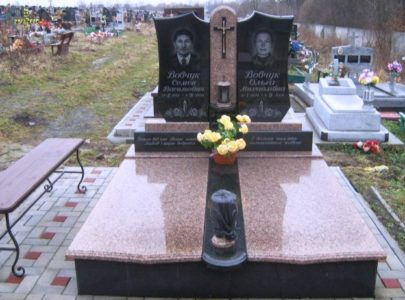Гранітні пам’ятники ціна в Києві