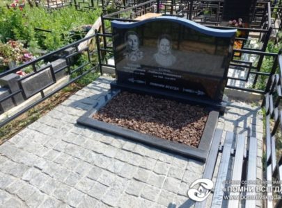 Пам’ятники гранітні в Києві