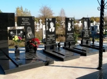 Памятники гранітні в Києві