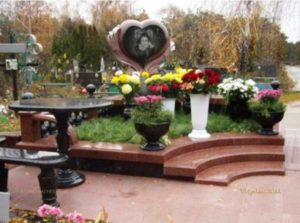 эксклюзивные памятники надгробия