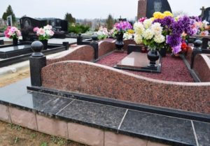 заказать мемориальный комплекс на кладбище