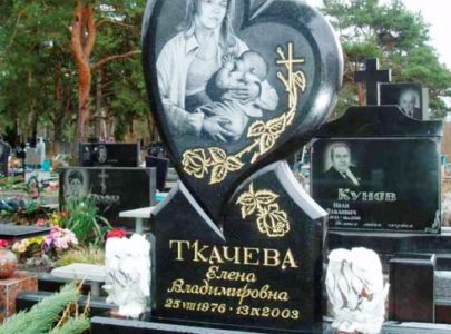 Памятники на могилу заказать в Киеве!