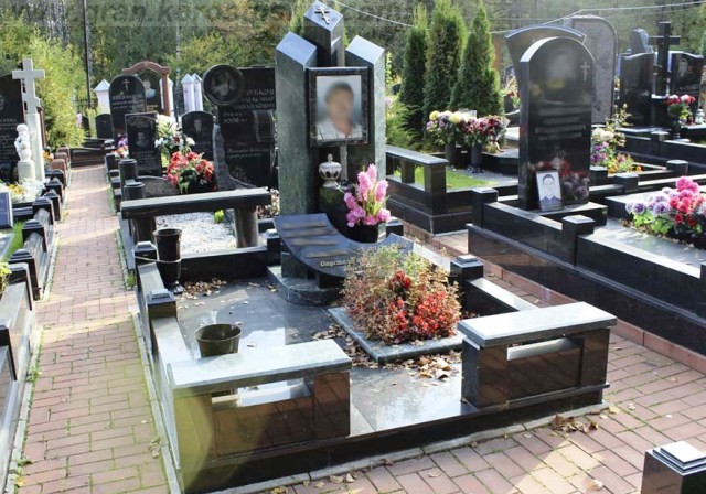 заказать памятник стоимость Коростышев киев
