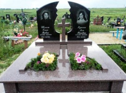 Заказать памятник на кладбище цены!