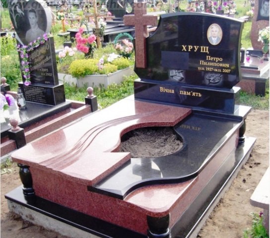 Киев заказать памятник цены