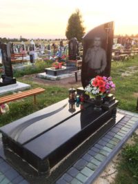 Одинарный памятник с гранита ОМ-417