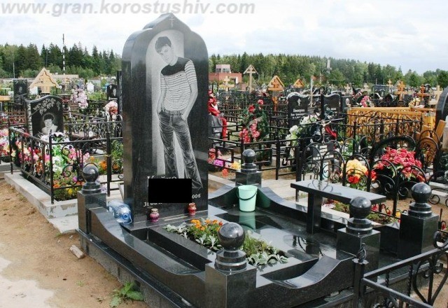гранитные памятники Киев Коростышев