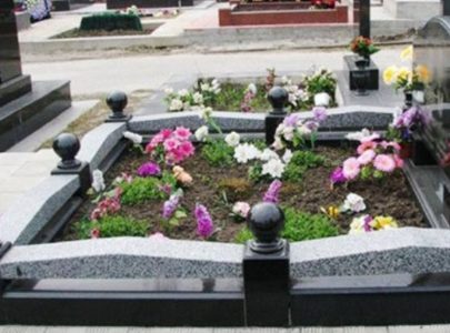 Купить памятник в Киеве цены в гривнах!