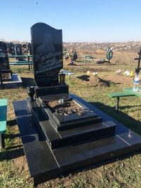 Одинарный памятник с гранита ОМ-426