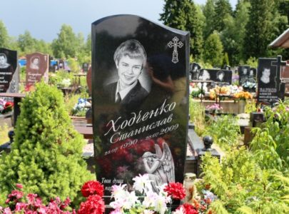 Купити пам’ятник Київ!