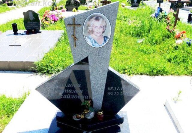 замовлення кольорових пам'ятників Коростишів київ Україна фото ціна pfvjdktyyz rjkmjhjdb[ gfv znybrsd