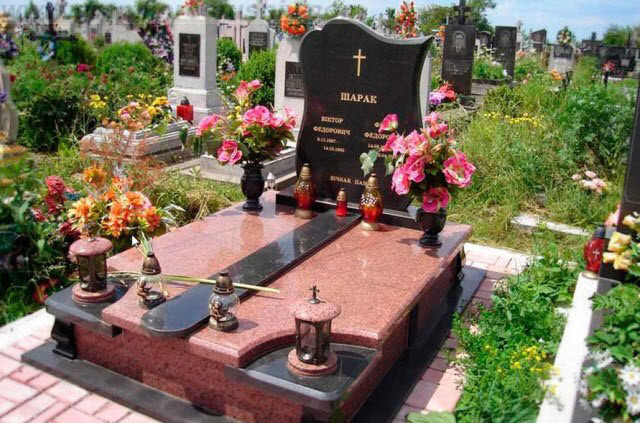 елітні пам'ятники і надгробки з граніту Коростишів київ Україна фото ціна