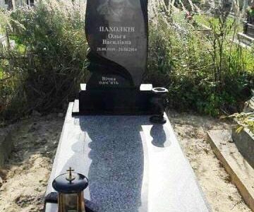 Купити памятник у Києві ціни