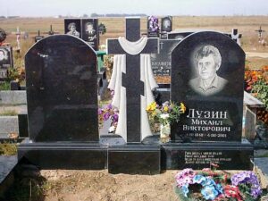 ексклюзивний пам'ятник на замовлення Коростишів київ Україна фото ціна