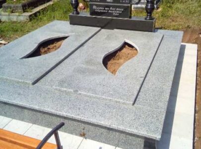 Меморіальний комплекс на згадку