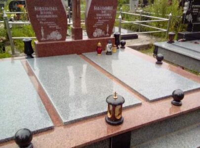 Пам’ятники на могилу комплекси