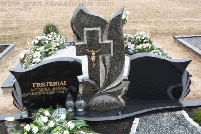 елітні пам'ятники на могилу з граніту Коростишів київ Україна фото ціна
