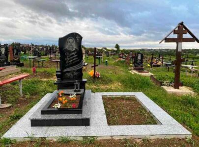 Пам’ятники на могилу під ключ