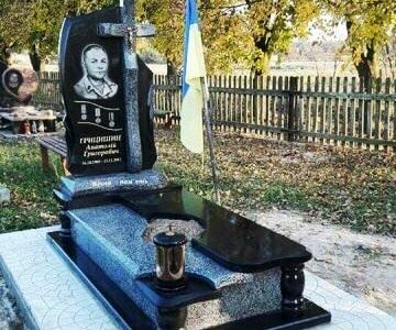 Оформлення могили під ключ