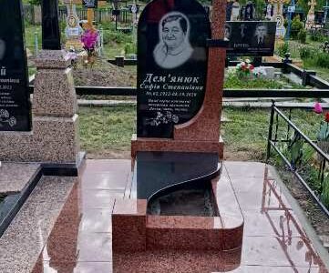 Пам’ятник під ключ Київ