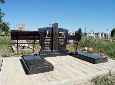 Де замовити пам’ятник на цвинтарі