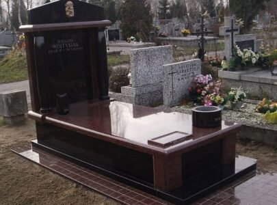 Купити пам’ятник із граніту недорого