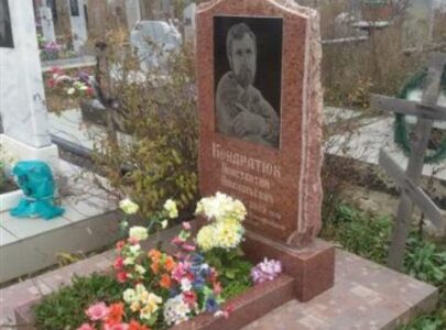 Замовити пам’ятник на могилу у Київській області ціни