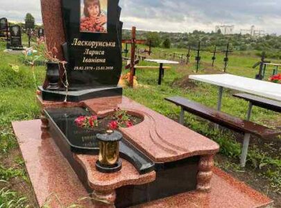 Замовити пам’ятник матері