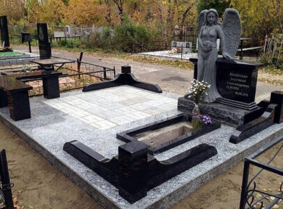 Зразки пам ятників з граніту