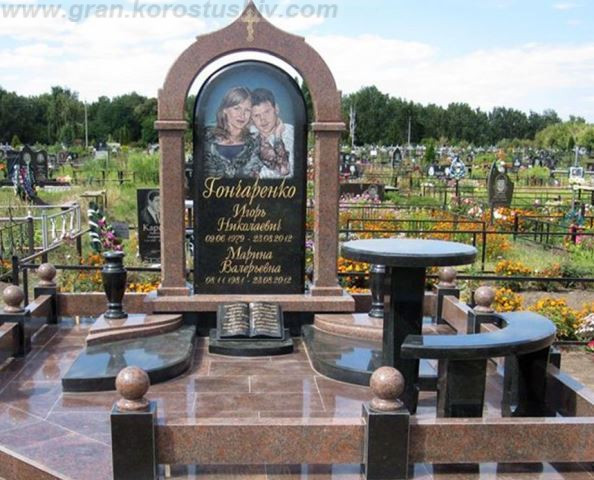 пам ятник на могилу ціна граніт під ключ граніт Коростишів київ Україна фото