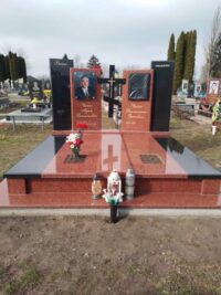 Одинарний пам'ятник із граніту ОМ-4757