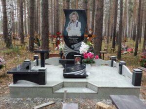 надгробки ціна під ключ граніт Коростишів київ Україна фото ціна